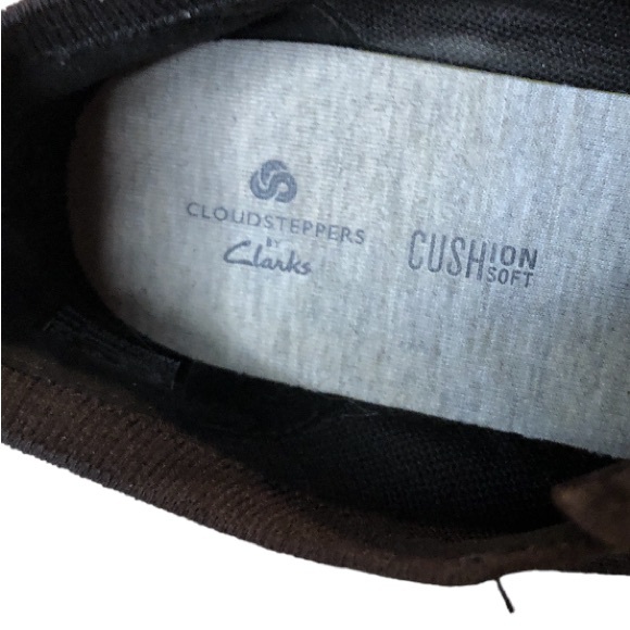 Cloudstepper Sneakers by Clark, Size 7, Black with White Soles, Lace-ups - Picture 3 of 4